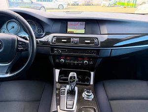 BMW 5 Series F10/F11/F07 [2010 - 2017] 520d Touring Aut. 2012