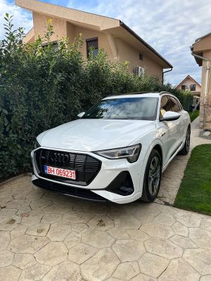 Audi E-Tron 50 quattro S line 2019