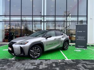 Lexus UX 300h (E-FOUR) F SPORT 2025