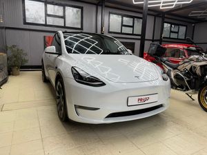 Tesla Model Y Performance Dual Motor AWD 2023