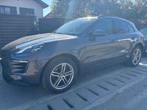 Porsche Macan Standard 2018