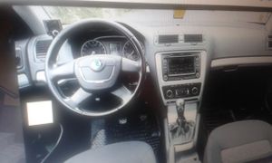 Skoda Octavia II [2004 - 2013] Combi 1.6 TDI Elegance 2009