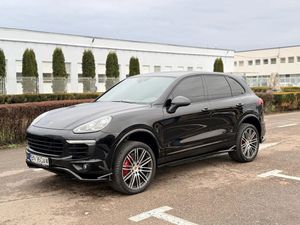 Porsche Cayenne 3.0 L 2016