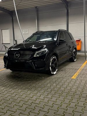 Mercedes-Benz GLE 350 d 4Matic 9G-TRONIC AMG Line 2016