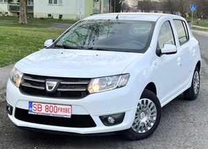 Dacia Sandero TCe 90 Celebration 2016