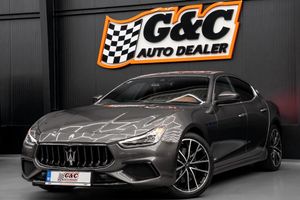 Maserati Ghibli GT Hybrid 2021