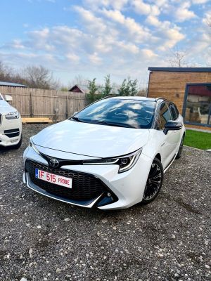 Toyota Corolla XII [2020 - Prezent] 1.8 HSD Dynamic GR Sport 2019