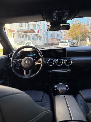 Mercedes-Benz A W177/V177 [ 2018 - Prezent] 180 d Aut. 2019