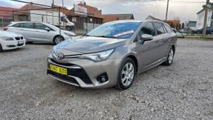 Toyota Avensis III [2009 - 2018] Touring Sports 2.0 D-4D Business Edition 2016