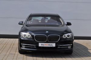 BMW 7 Series G11/G12 [2015 - 2022] 750Ld xDrive 2015