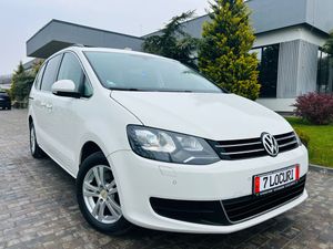 Volkswagen Sharan II [2010 - Prezent] 2.0 TDI DSG BlueMotion Technology Highline 2011