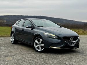 Volvo V40 II [2012 - Prezent] Cross Country D3 Geartronic Summum 2014