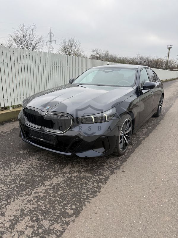 BMW 5 Series 520i AT MHEV 2024