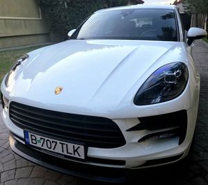 Porsche Macan Standard 2021