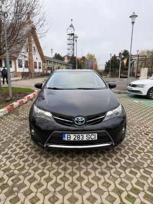 Toyota Auris II [2012 - 2018] 1.8 L VVT-i TS Hybrid Sol+ 2014