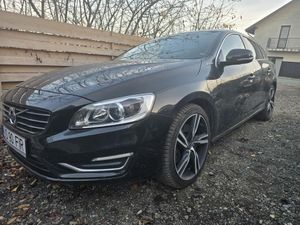 Volvo V60 D6 Plug-In-Hybrid AWD Geartronic Summum 2013