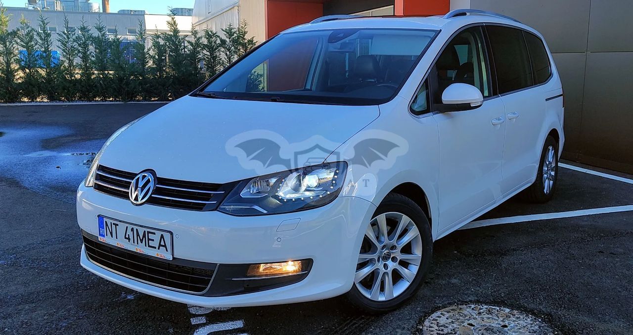 Volkswagen Sharan II [2010 - Prezent] 2.0 TDI DSG Blue Motion Highline 2012