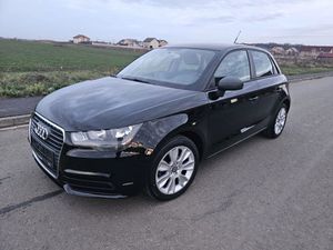 Audi A1 8X [2012 - 2018] 1.2 TFSI Sportback Attraction 2012