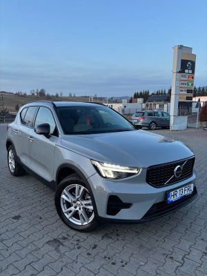 Volvo XC40 B3 AT FWD MHEV Core 2025