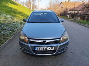 Opel Astra H [2004 - 2010] 1.7 CDTI Cosmo 2005