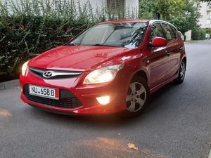 Hyundai i30 1.4 FIFA WM Edition 2011
