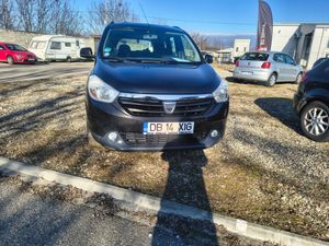 Dacia Lodgy TCe 115 Prestige 2013