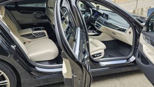 BMW 7 Series G11/G12 [2015 - 2022] 740d xDrive 2016