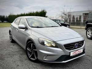Volvo V40 II [2012 - Prezent] D2 R Design 2013
