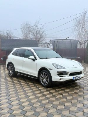 Porsche Cayenne Diesel Platinum Edition 2012