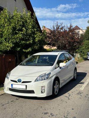Toyota Prius III [2009 - 2015] HSD Sol 2010