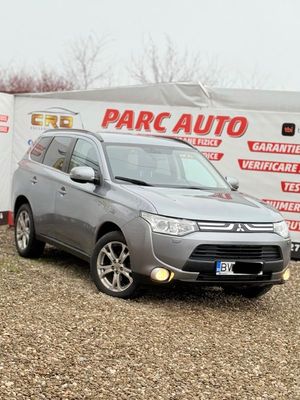 Mitsubishi Outlander III [2012 - 2021] 2.2 DI-D AS&G 6MT 4WD Invite A01 2013