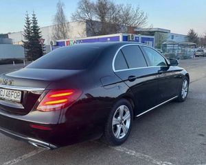 Mercedes-Benz E W213 [2016 - 2023] 220 d 4Matic 9G-TRONIC Exclusive 2017