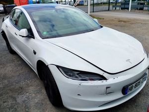 Tesla Model 3 2025