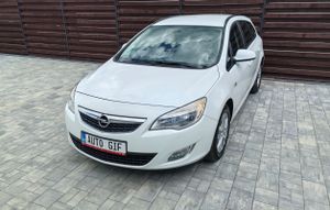 Opel Astra 1.3 CDTI DPF EcoFLEX 150 Jahre 2012