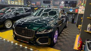 Jaguar XF 2021