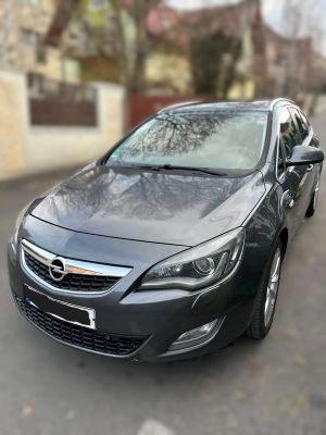 Opel Astra J [2009 - 2018] Sports Tourer 2.0 CDTI Cosmo 2011