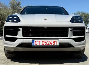 Porsche Cayenne E-Hybrid 2025