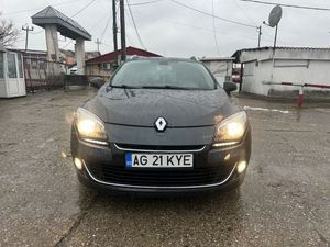 Renault Megane III [2008 - 2016] ENERGY dCi 110 Start & Stop Bose Edition 2013