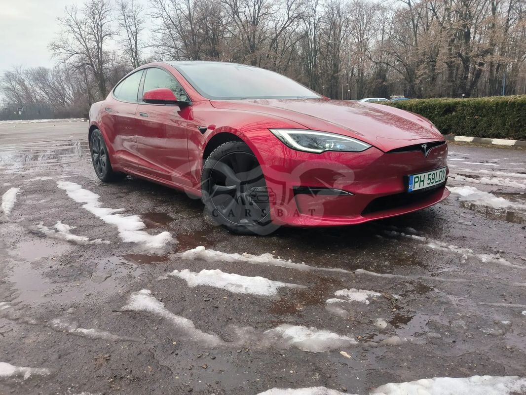 Tesla Model S 2023