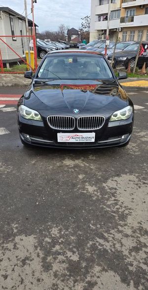 BMW 5 Series F10/F11/F07 [2010 - 2017] 520d 2011