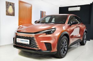 Lexus LBX 2025