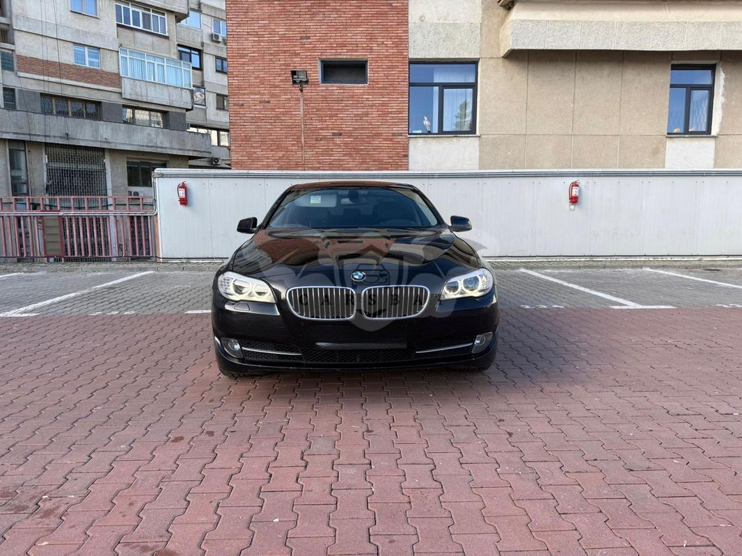 BMW 5 Series F10/F11/F07 [2010 - 2017] 520d 2012