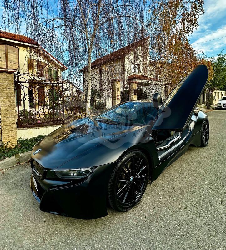 BMW i8 Coupe 2017