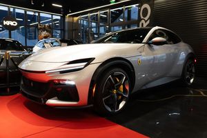 Ferrari Purosangue 2023