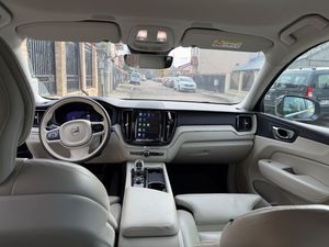 Volvo XC60 II [2017 - Prezent] 2022