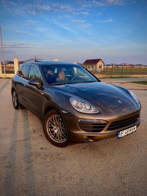 Porsche Cayenne 2012