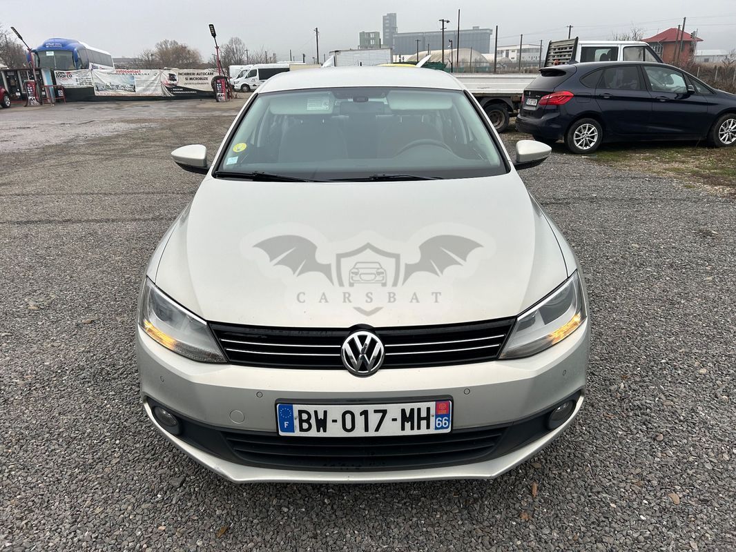 Volkswagen Jetta A6 [2010 - 2018] 1.6 TDI DSG Comfortline 2012