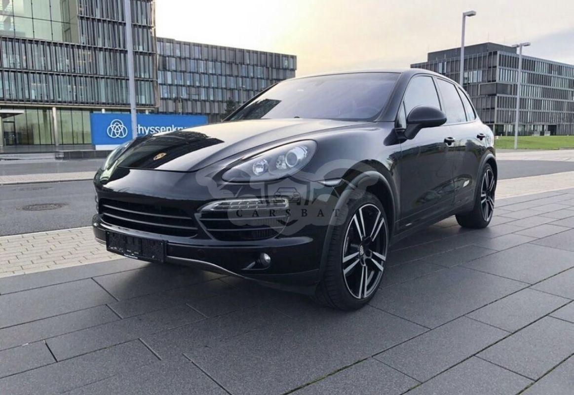 Porsche Cayenne Platinum Edition 2013