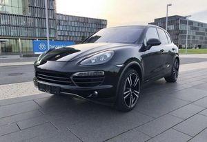 Porsche Cayenne Platinum Edition 2013