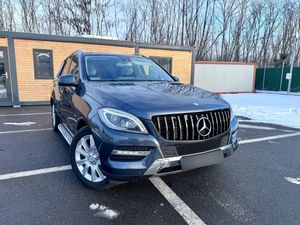 Mercedes-Benz ML W166 [2011 - 2015] 250 BlueTEC 4MATIC 7G-TRONIC 2012